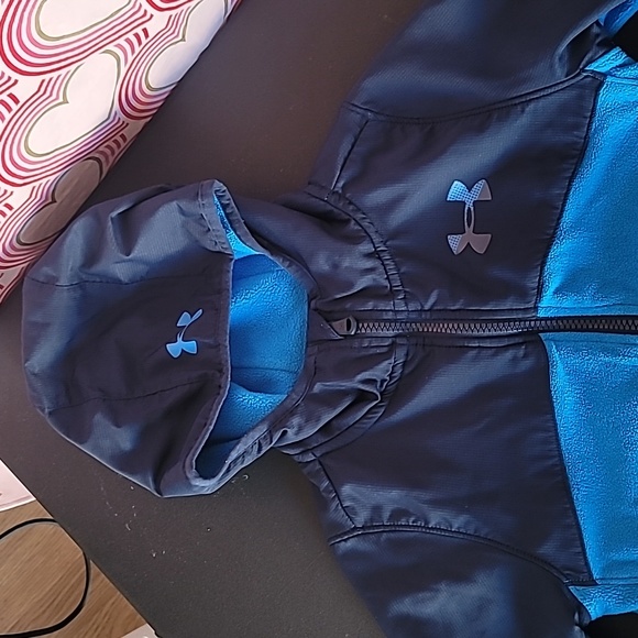 Under armour jacket - Picture 3 of 7